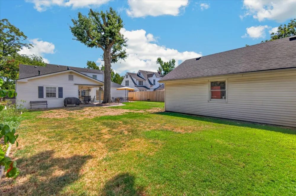 1727 S Johnstone Avenue Bartlesville, OK 74003