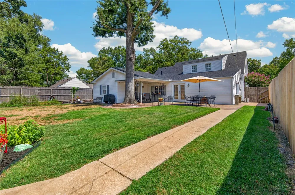 1727 S Johnstone Avenue Bartlesville, OK 74003