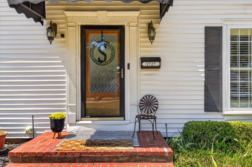 1727 S Johnstone Avenue Bartlesville, OK 74003