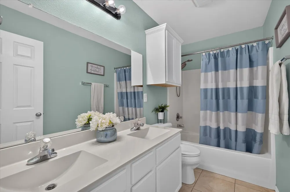 3017 Stonewall Drive Bartlesville, OK 74006