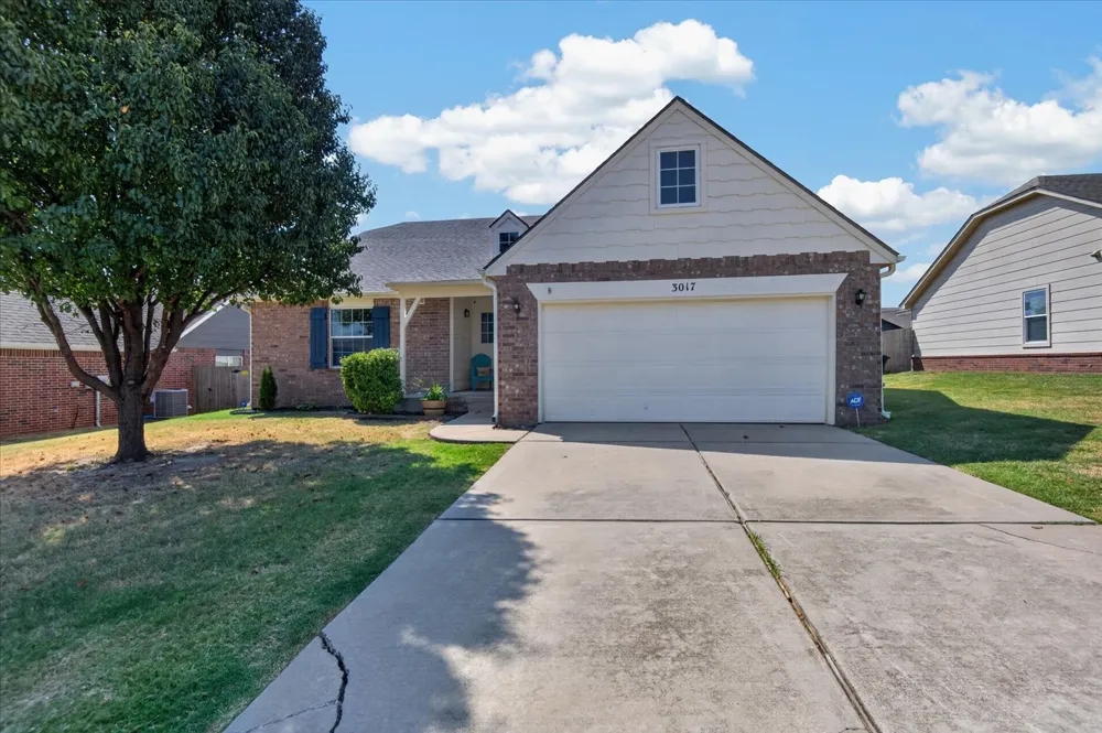 3017 Stonewall Drive Bartlesville, OK 74006