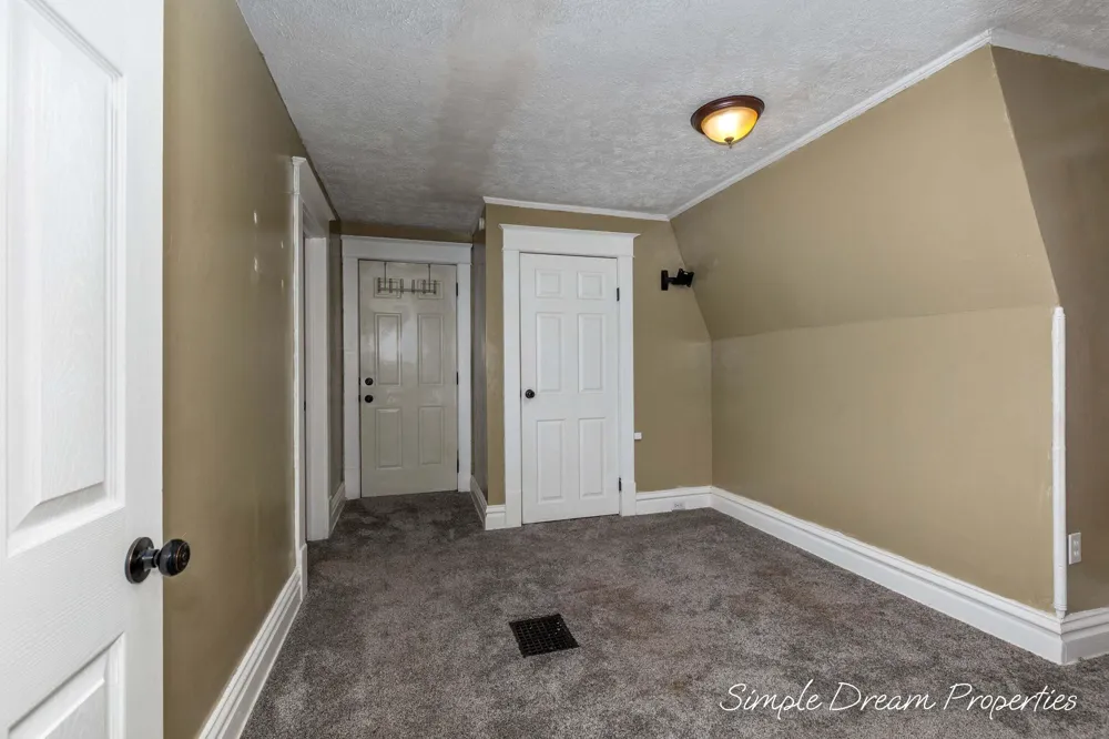 1103 Fountain Street NE Grand Rapids, MI 49503