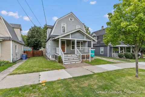 1103 Fountain Street NE