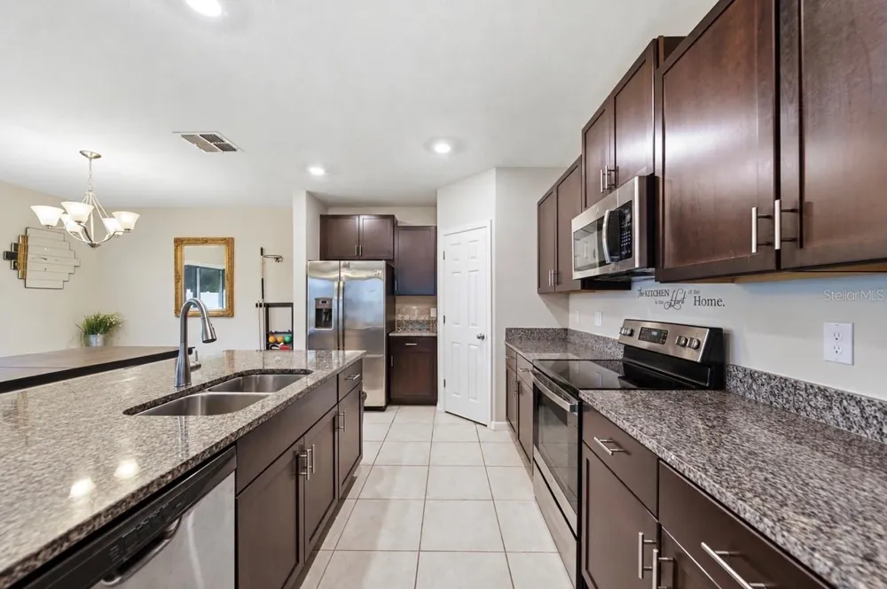 14460 ENGLISH LAVENDER DRIVE Wimauma, FL 33598