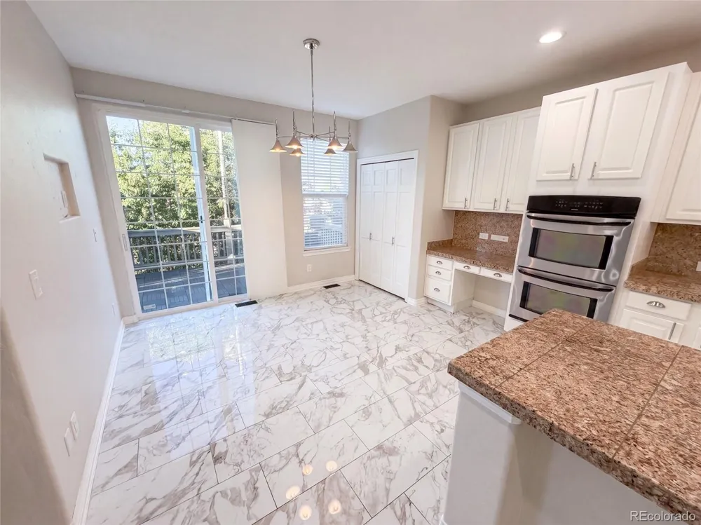 7242 S Rome Street Aurora, CO 80016