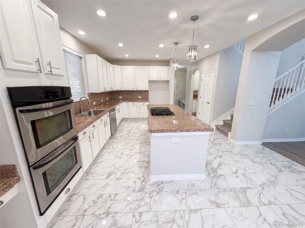 7242 S Rome Street Aurora, CO 80016