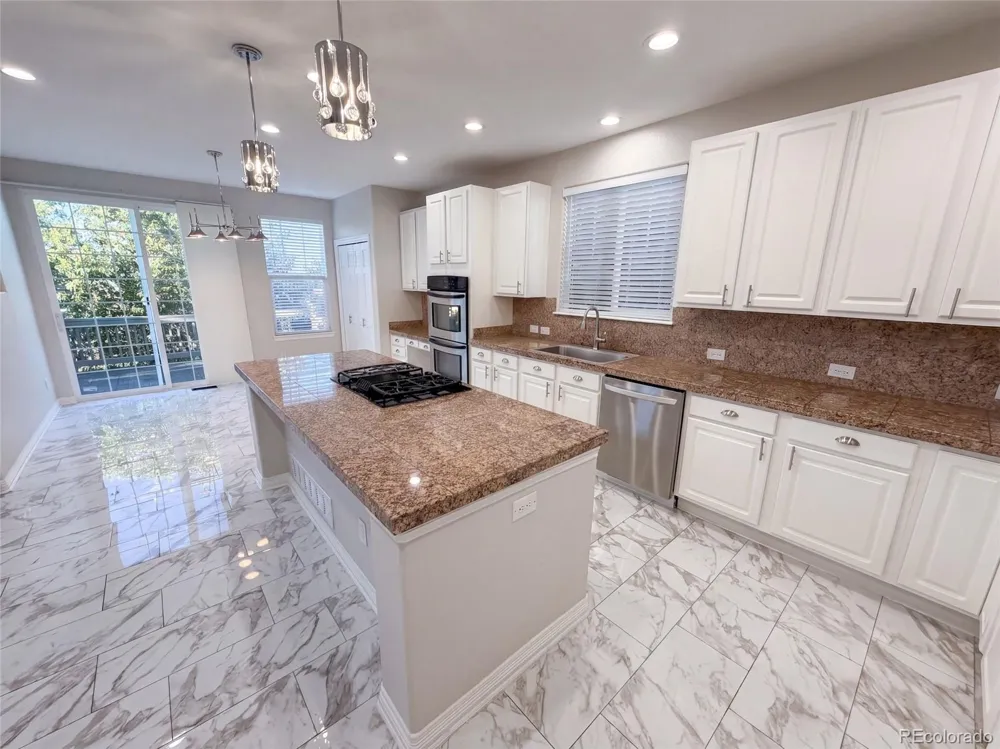 7242 S Rome Street Aurora, CO 80016