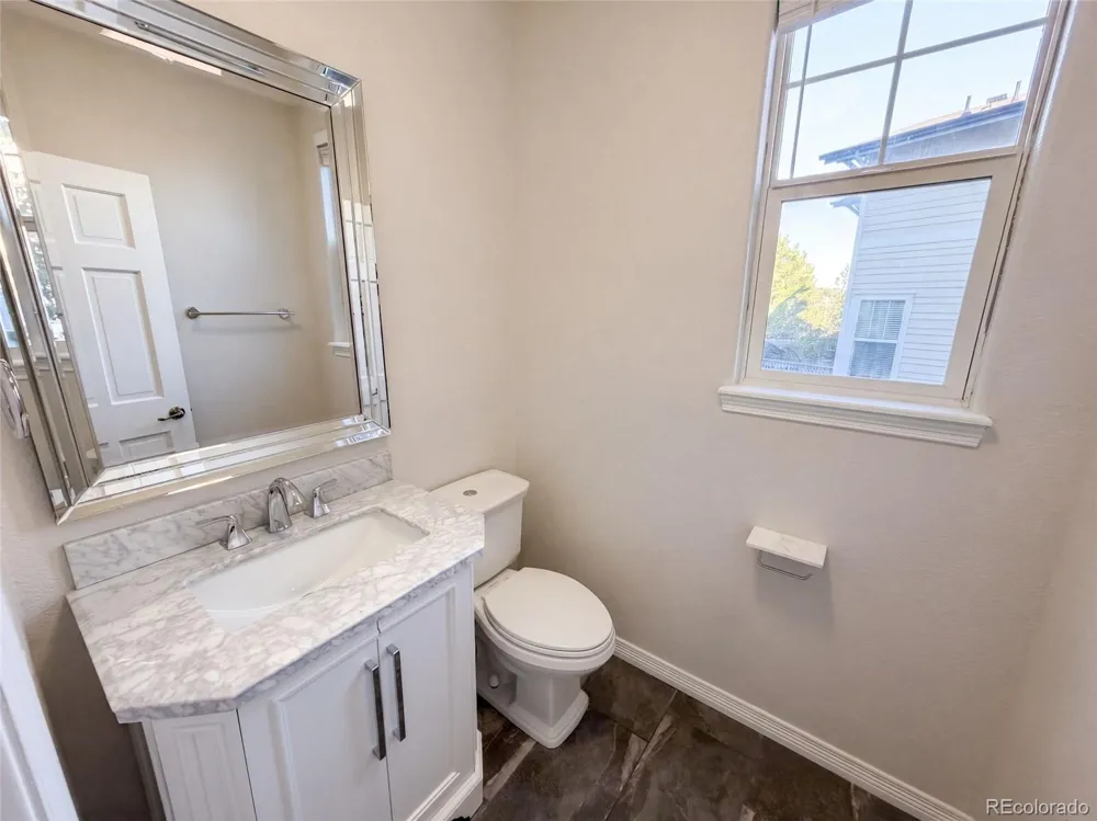 7242 S Rome Street Aurora, CO 80016