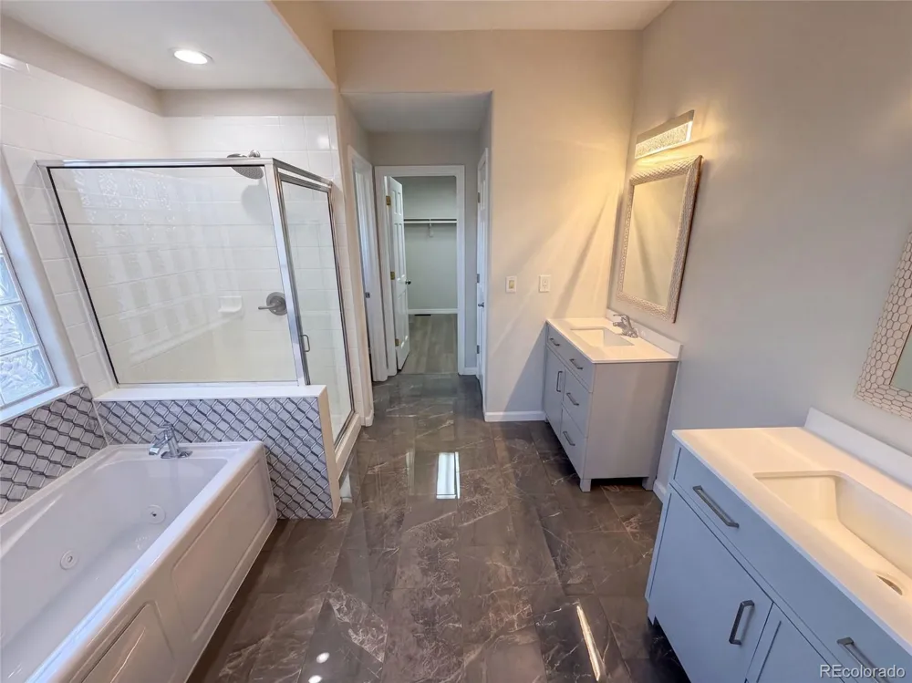 7242 S Rome Street Aurora, CO 80016