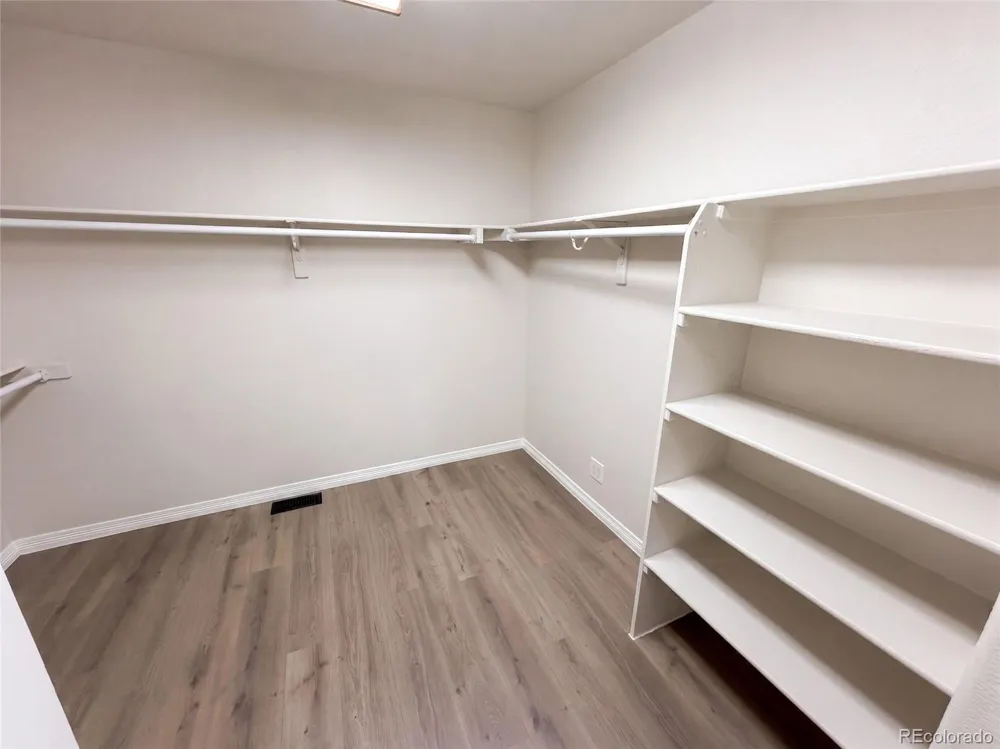 7242 S Rome Street Aurora, CO 80016