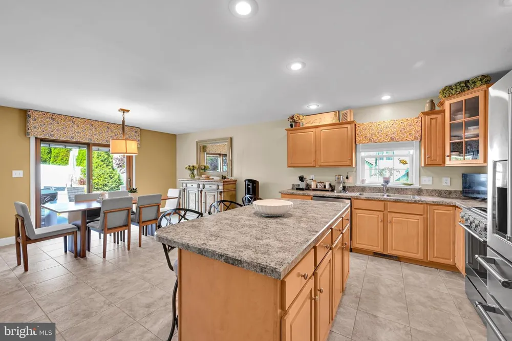 321 CATHERINE COURT Lebanon, PA 17042