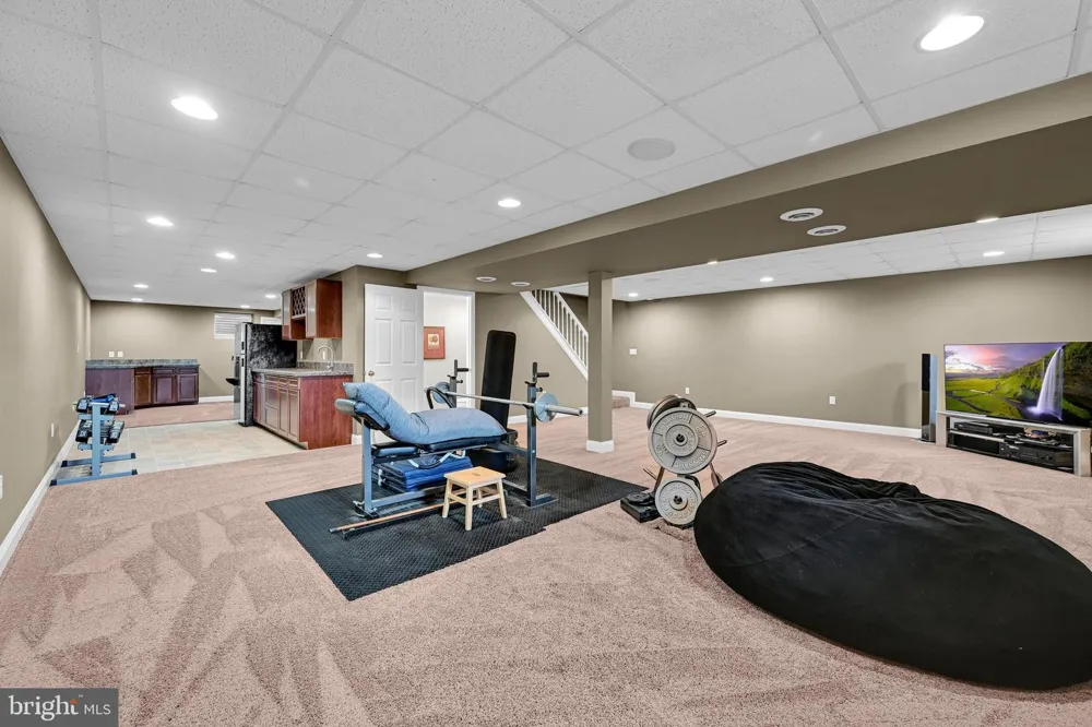321 CATHERINE COURT Lebanon, PA 17042