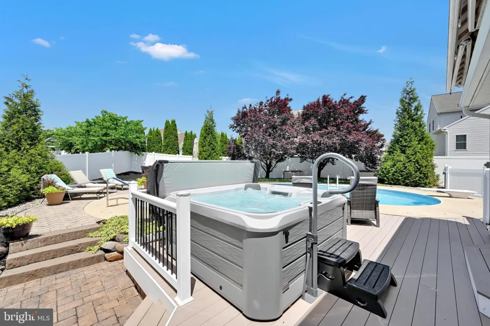 321 CATHERINE COURT Lebanon, PA 17042