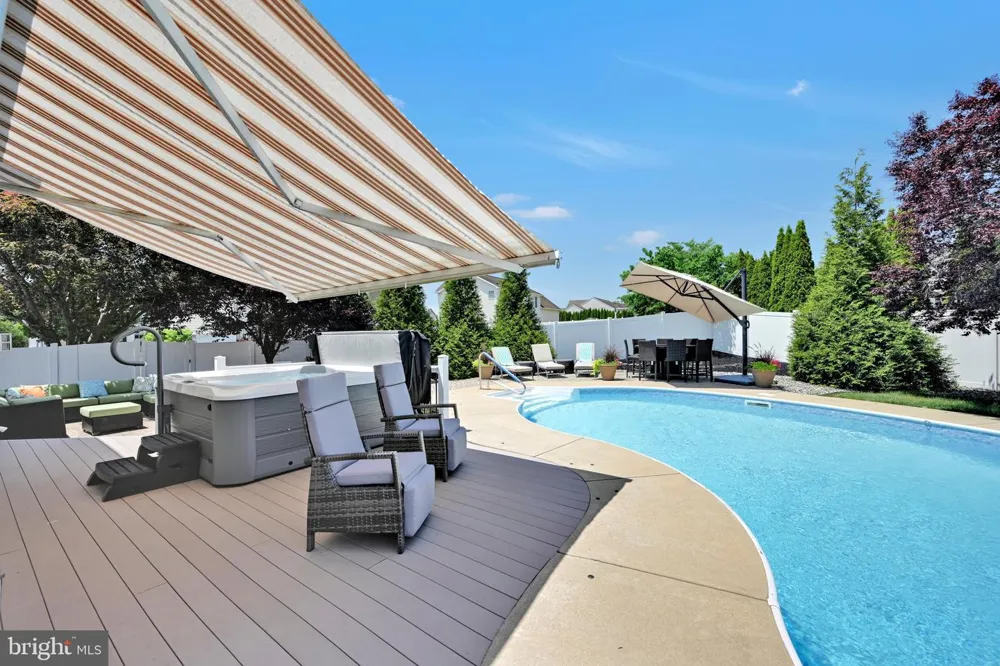 321 CATHERINE COURT Lebanon, PA 17042