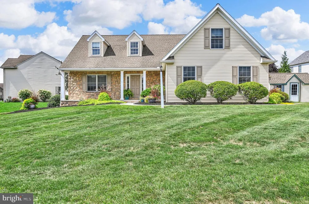321 CATHERINE COURT Lebanon, PA 17042