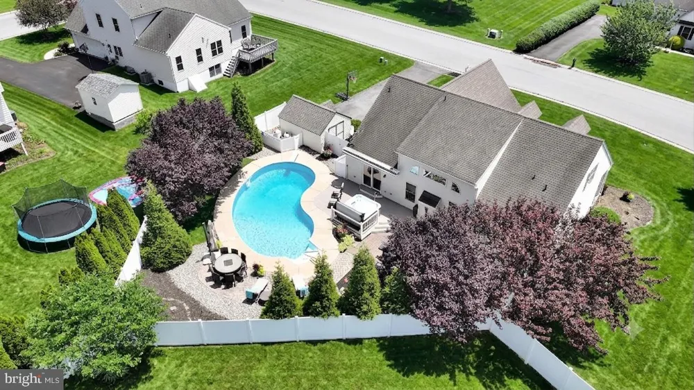 321 CATHERINE COURT Lebanon, PA 17042