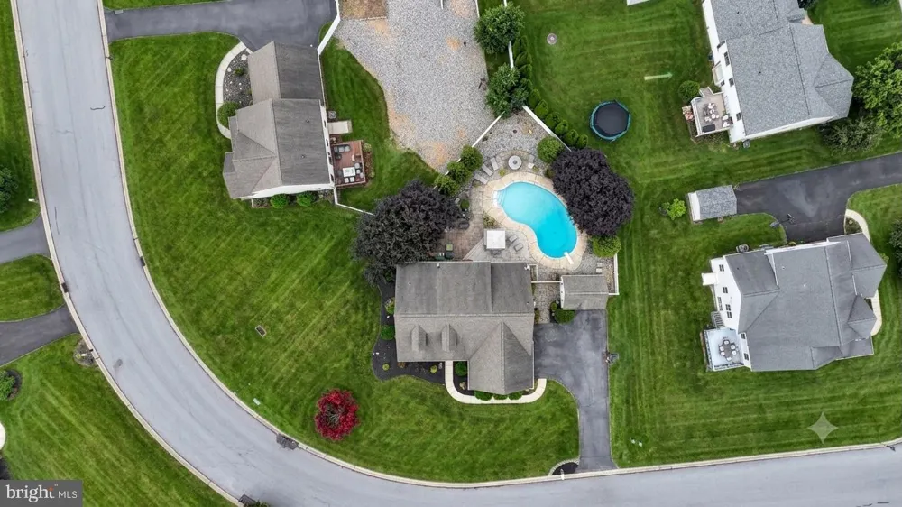 321 CATHERINE COURT Lebanon, PA 17042