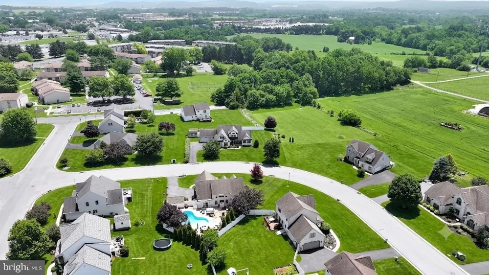 321 CATHERINE COURT Lebanon, PA 17042