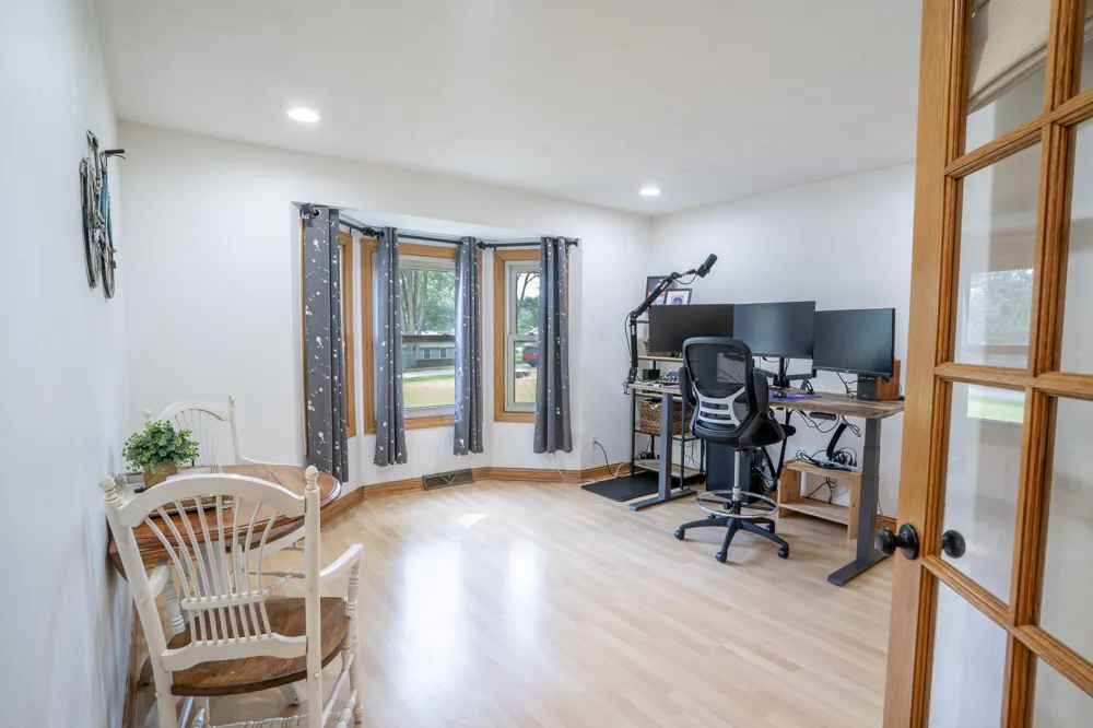 8421 Trail Blazer Drive SE Byron Center, MI 49315