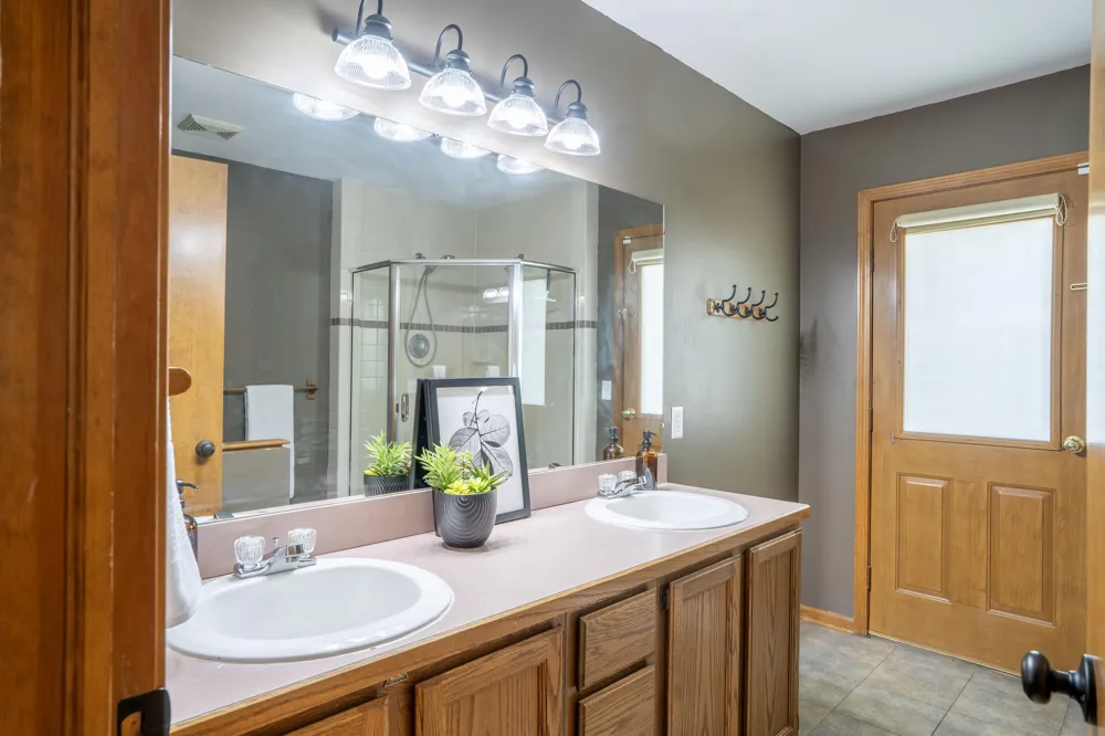8421 Trail Blazer Drive SE Byron Center, MI 49315