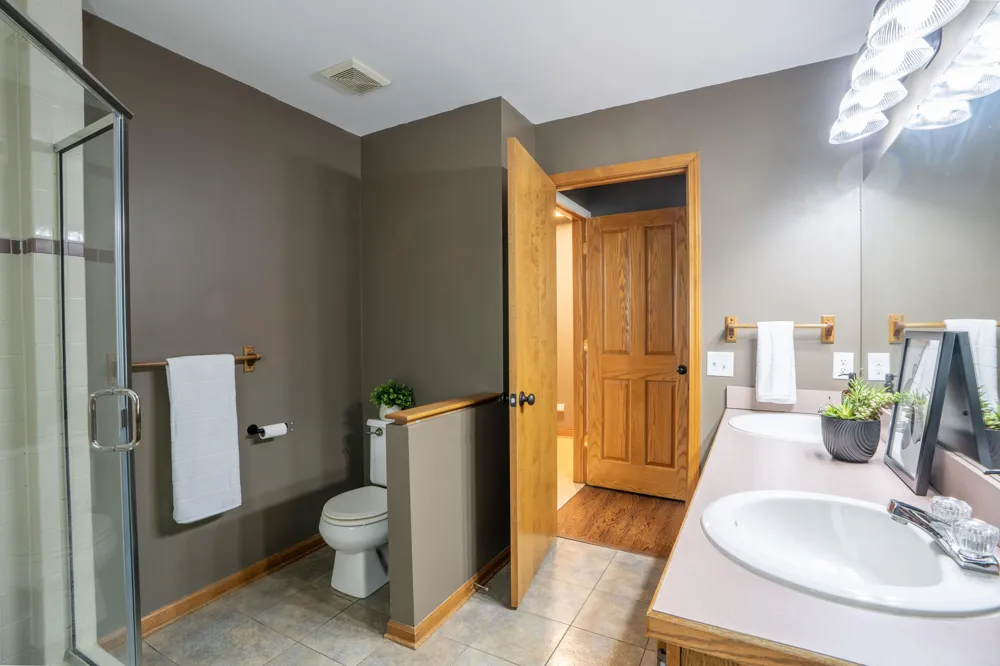 8421 Trail Blazer Drive SE Byron Center, MI 49315