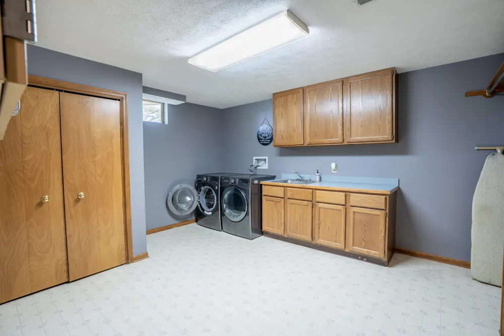 8421 Trail Blazer Drive SE Byron Center, MI 49315