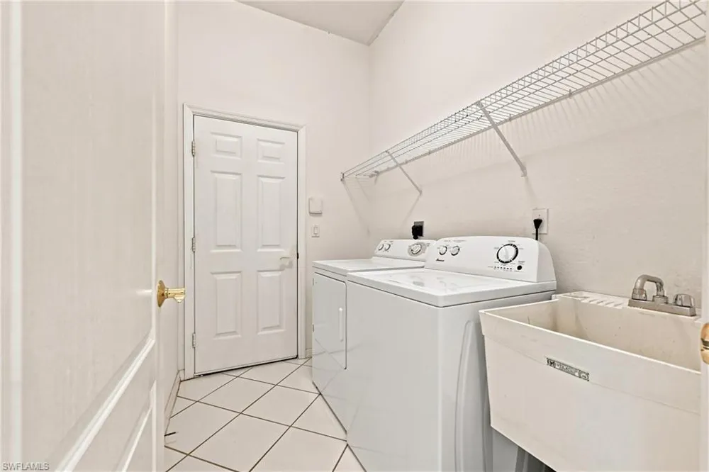 2469 Keystone Lake Drive Cape Coral, FL 33909