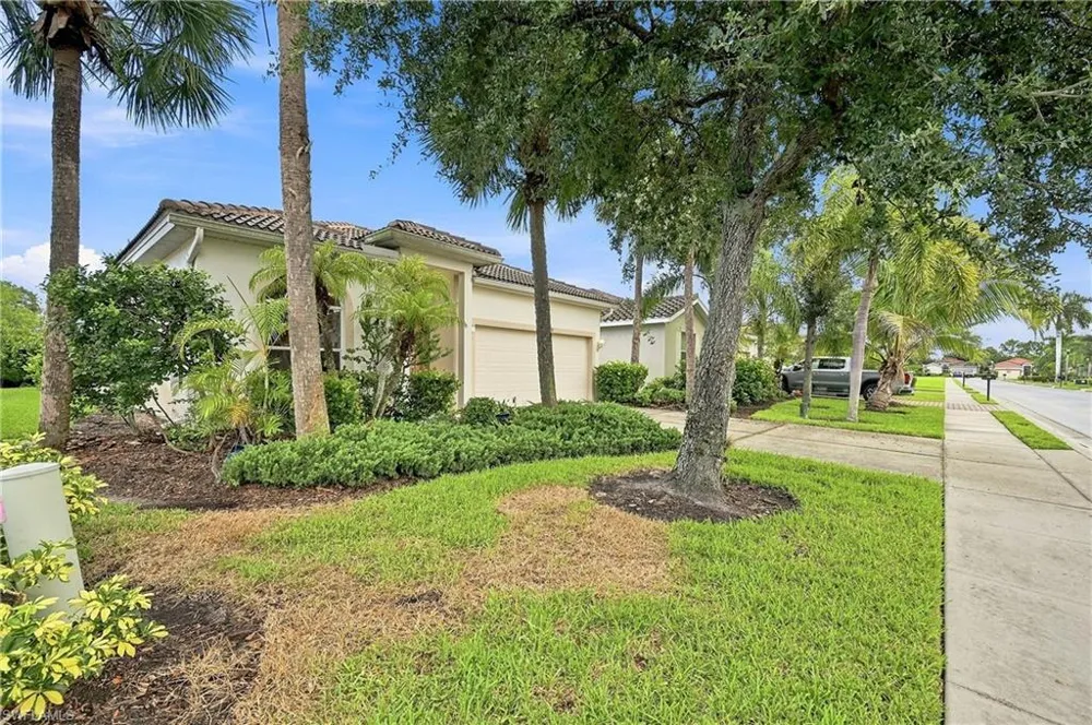 2469 Keystone Lake Drive Cape Coral, FL 33909