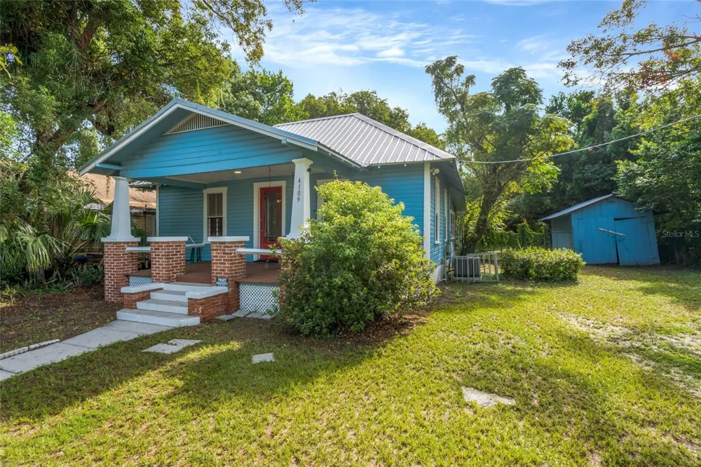 4109 SUWANEE AVENUE Tampa, FL 33603