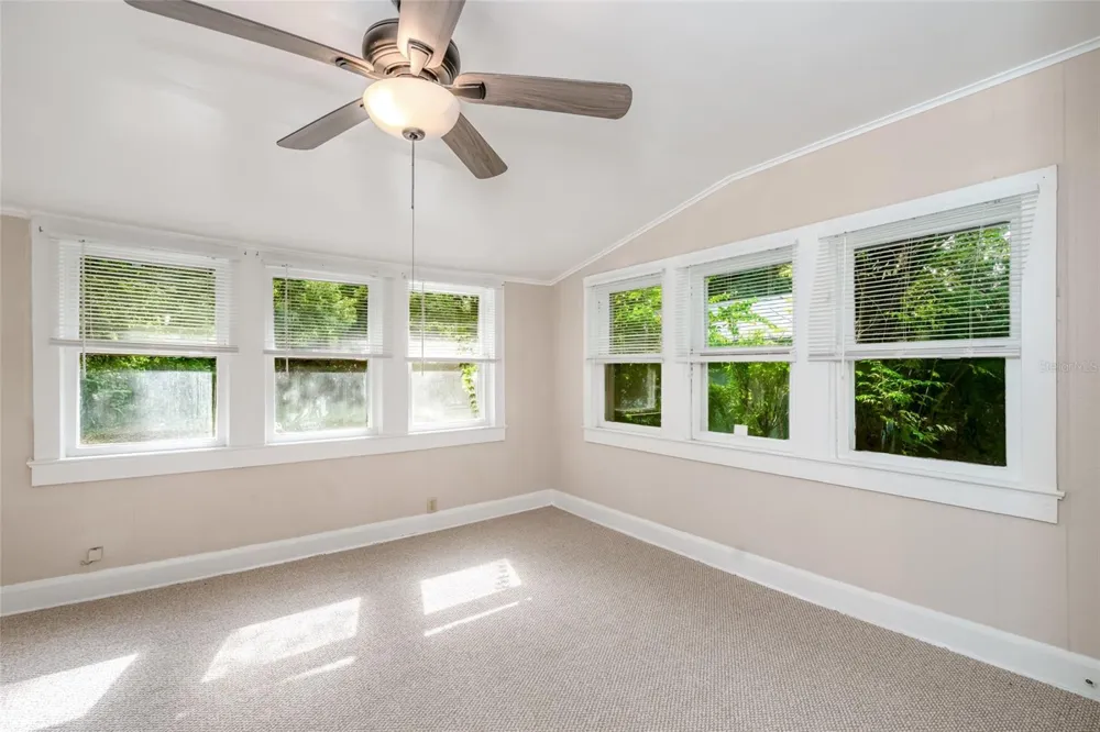 4109 SUWANEE AVENUE Tampa, FL 33603