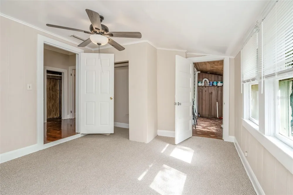 4109 SUWANEE AVENUE Tampa, FL 33603