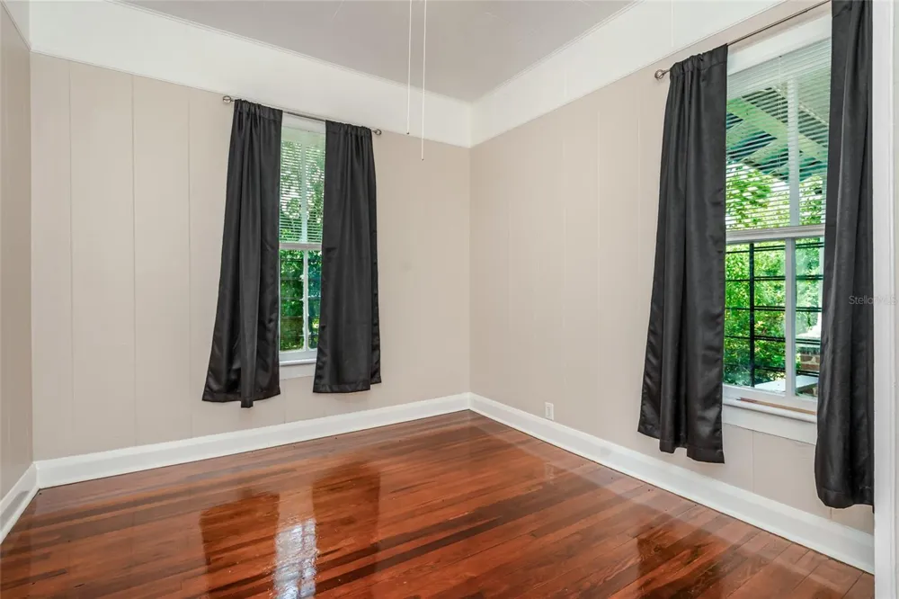 4109 SUWANEE AVENUE Tampa, FL 33603
