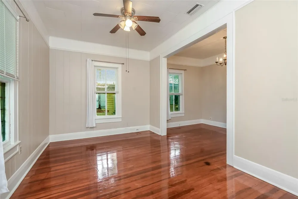 4109 SUWANEE AVENUE Tampa, FL 33603