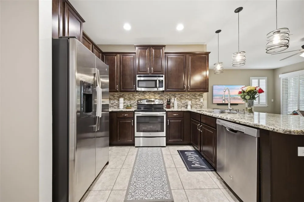 13219 CANOPY CREEK DRIVE Tampa, FL 33625