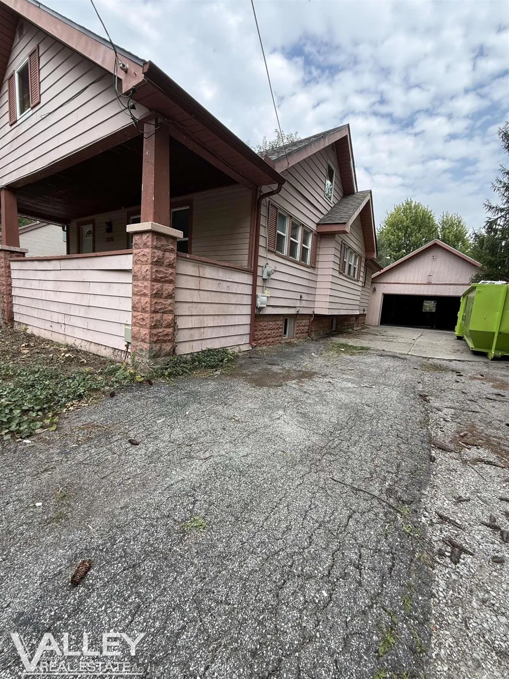 2236 Mc Ewan Street Saginaw City, MI 48602