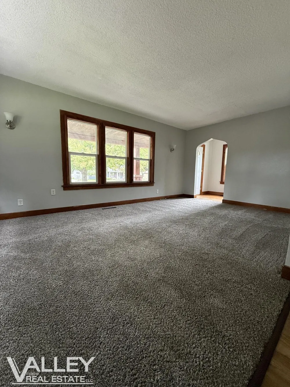 2236 Mc Ewan Street Saginaw City, MI 48602