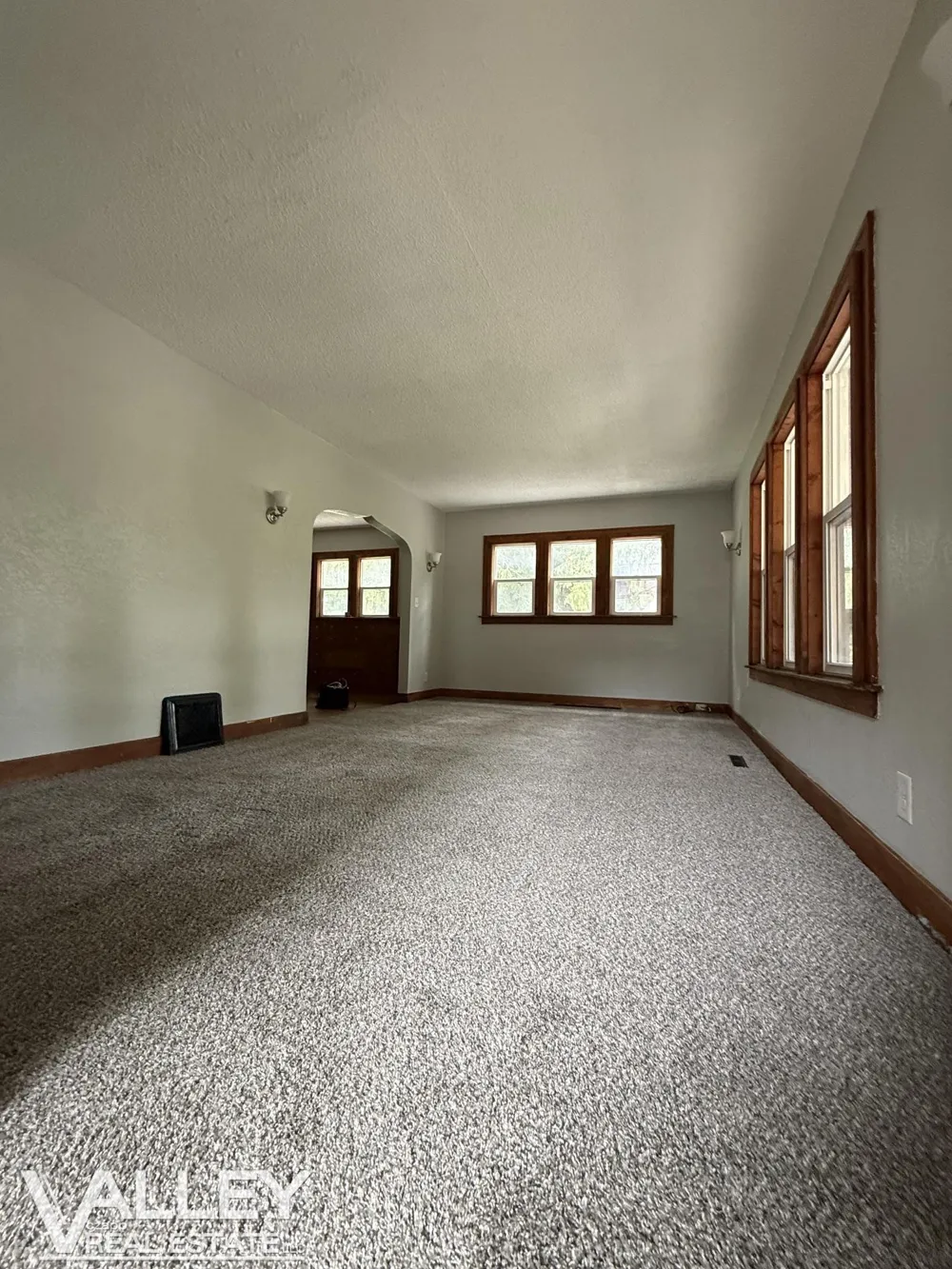 2236 Mc Ewan Street Saginaw City, MI 48602