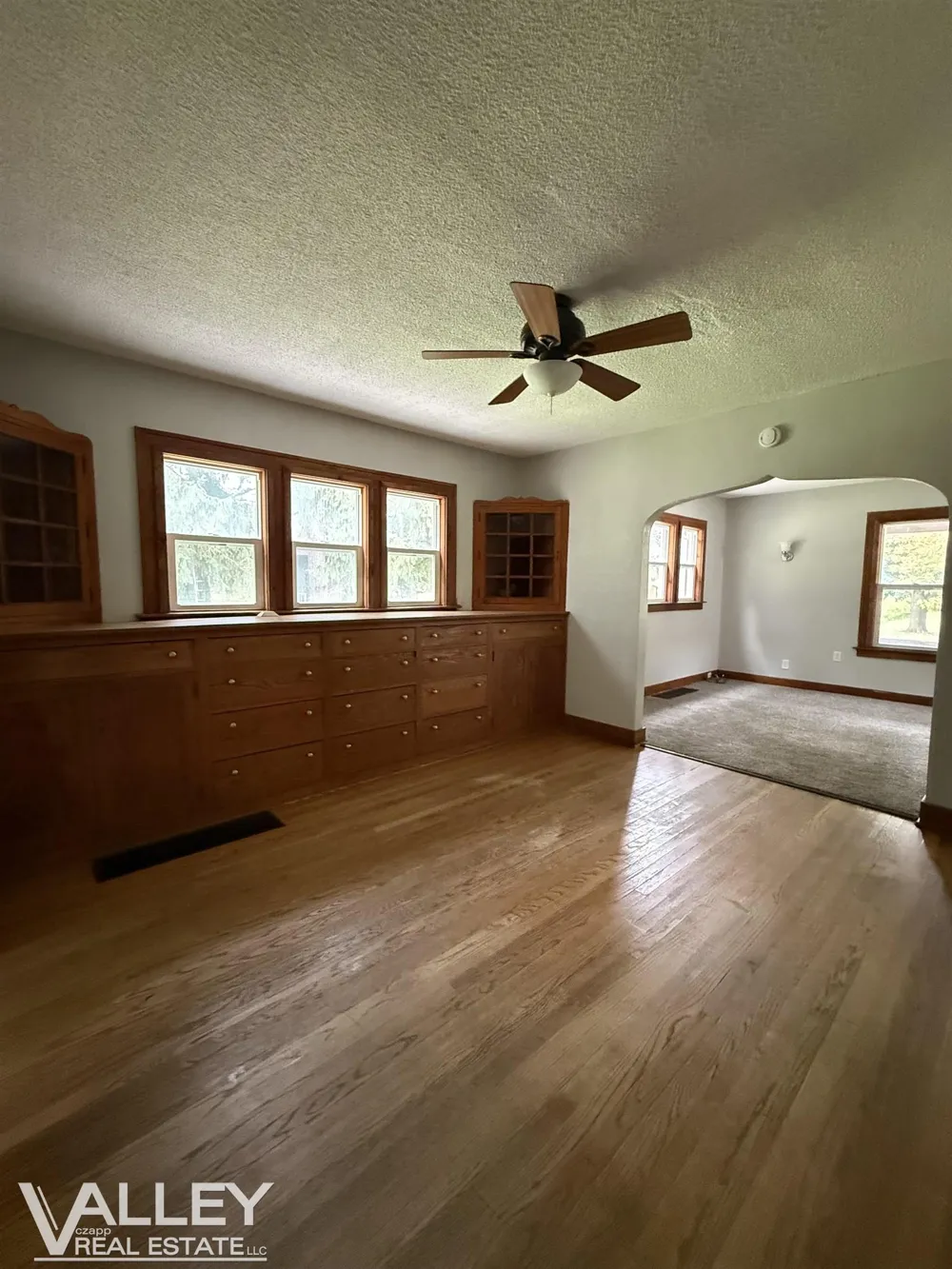 2236 Mc Ewan Street Saginaw City, MI 48602
