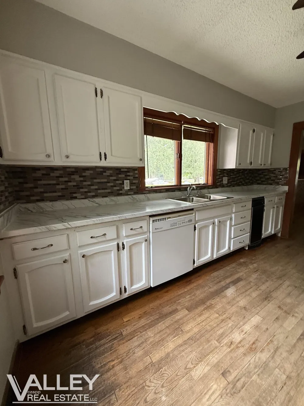 2236 Mc Ewan Street Saginaw City, MI 48602