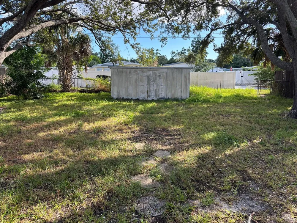 726 75TH AVENUE St Petersburg, FL 33702