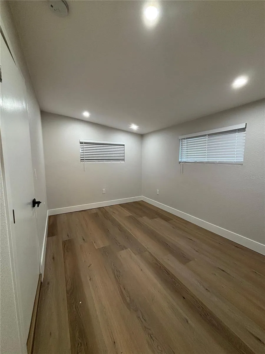 726 75TH AVENUE St Petersburg, FL 33702