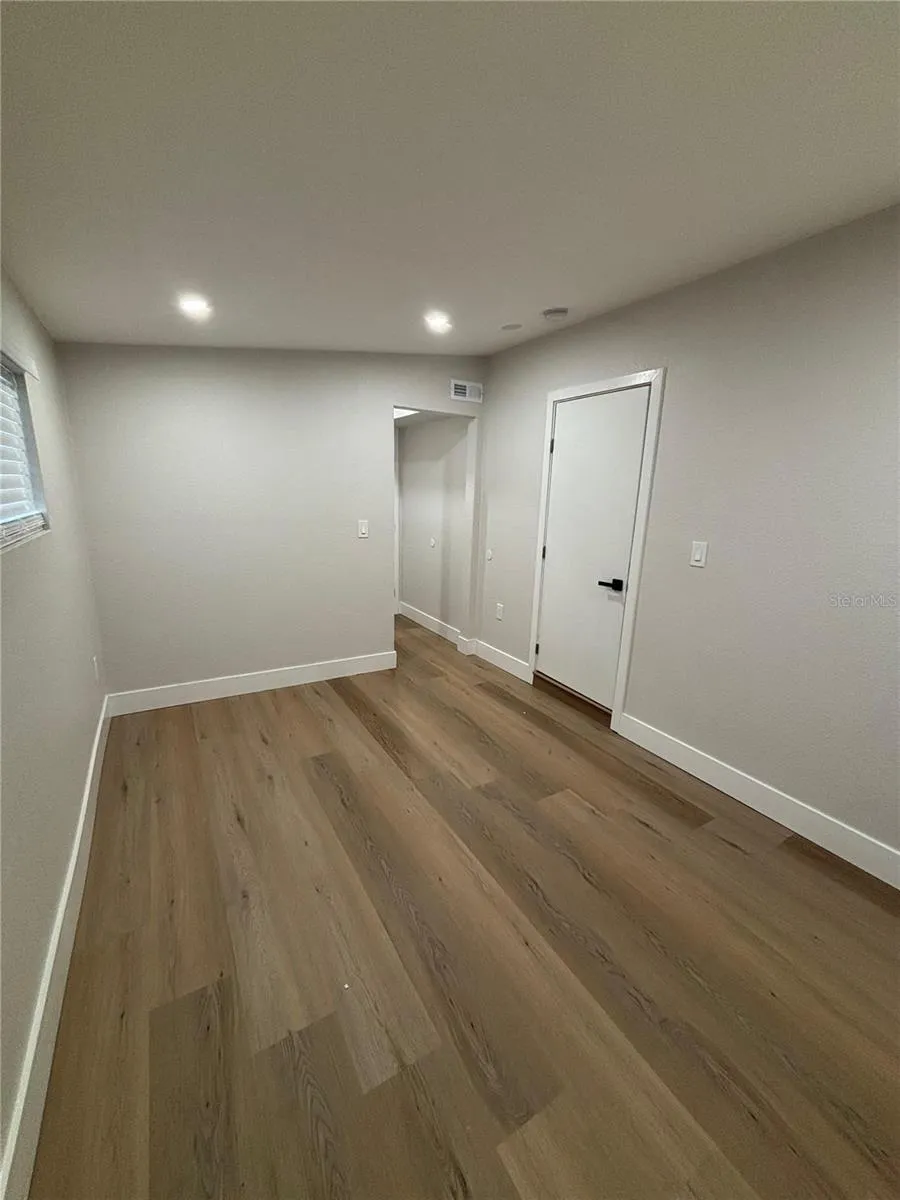 726 75TH AVENUE St Petersburg, FL 33702