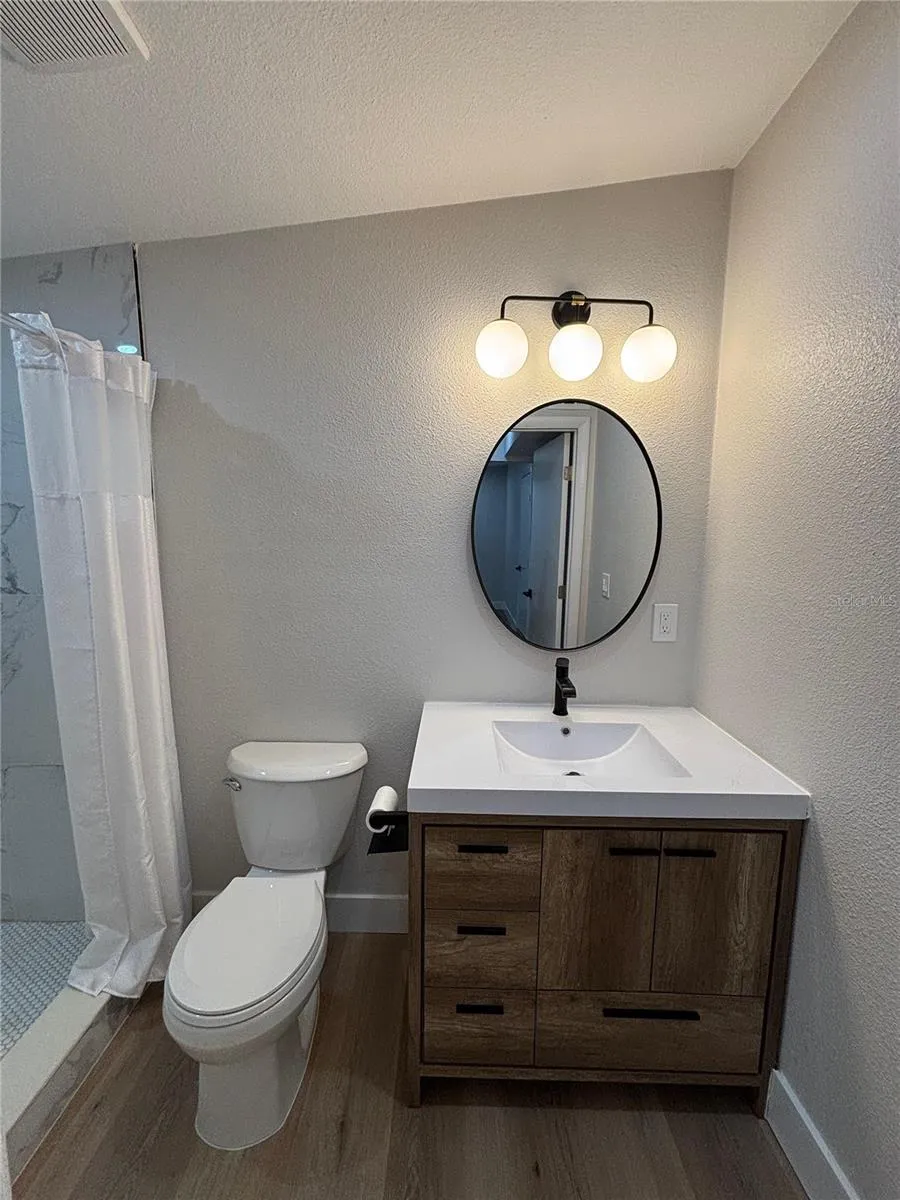 726 75TH AVENUE St Petersburg, FL 33702