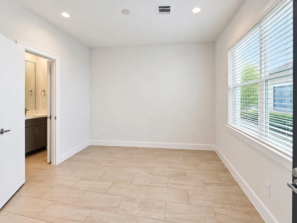 2715 Eado Grove Lane Houston, TX 77003