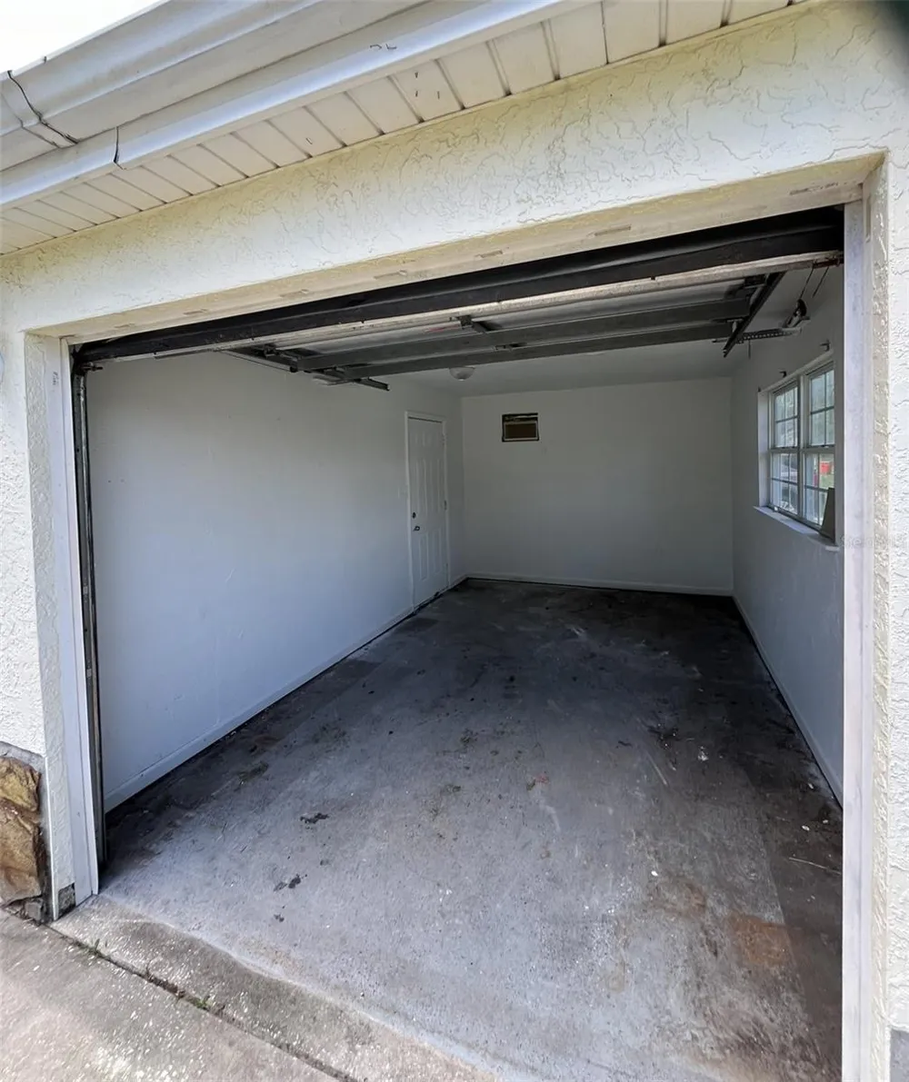 5682 63RD LANE St Petersburg, FL 33709