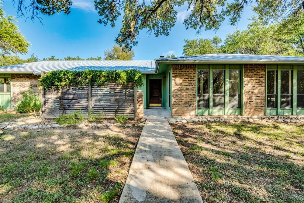 904 Willow Creek Circle San Marcos, TX 78666