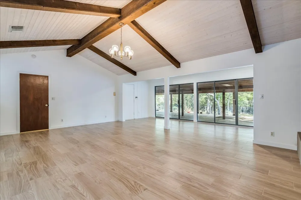 904 Willow Creek Circle San Marcos, TX 78666