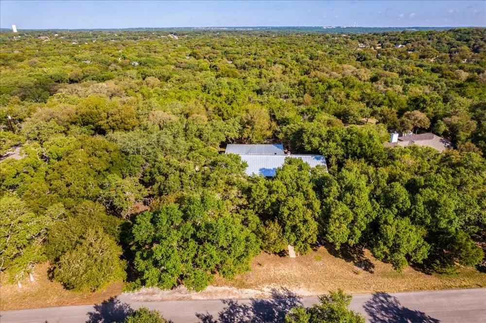 904 Willow Creek Circle San Marcos, TX 78666
