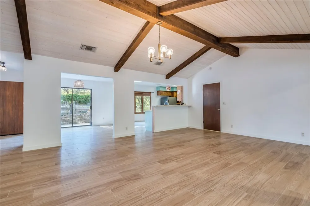 904 Willow Creek Circle San Marcos, TX 78666