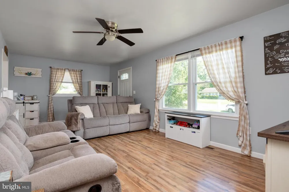 104 LINCOLN DRIVE Chestertown, MD 21620